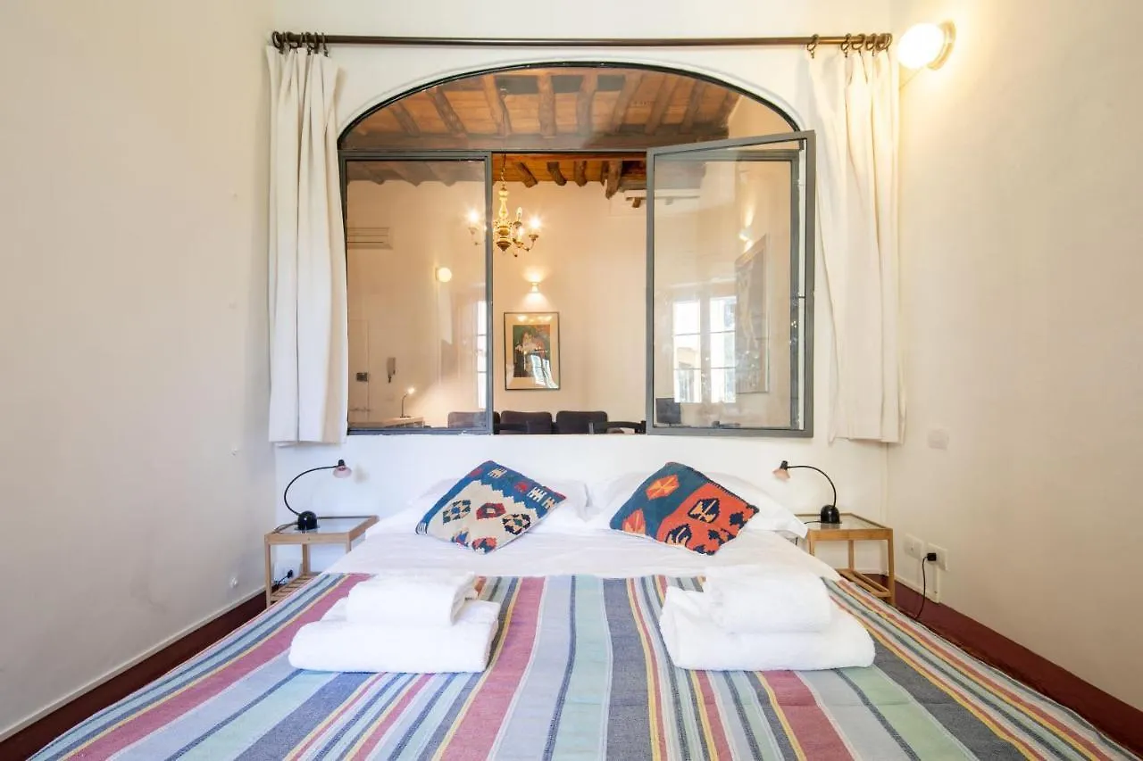 Oltrarno Loft Apartment Florence